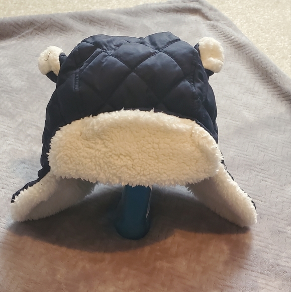 Winter hat - Picture 2 of 2